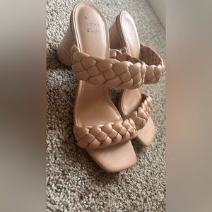 A new day heels size 6 1/2 brand new